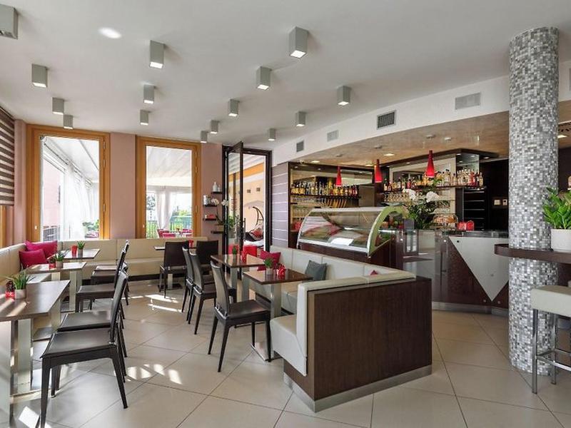 97DAAF12721686CD5346E543715F2407