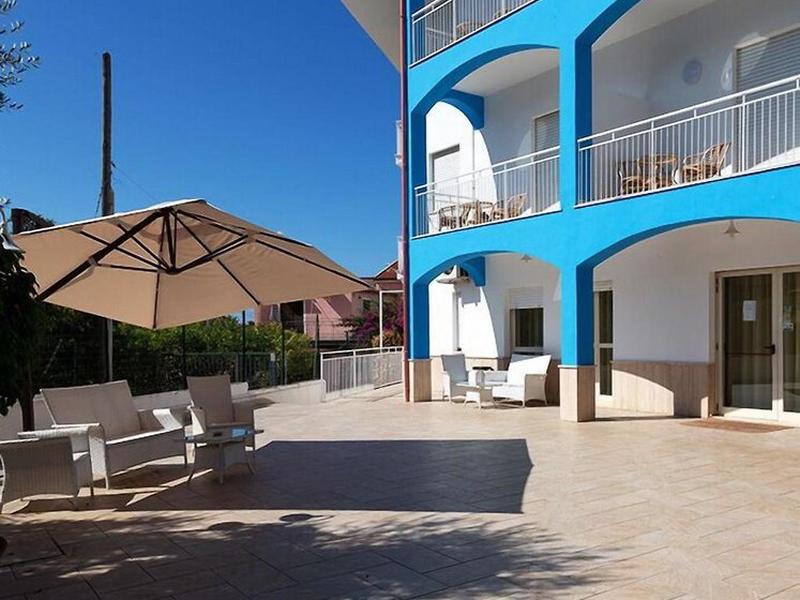 2677A66BA47F1743AE2BE5F050D04220