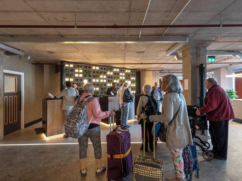 8B7C30886AC7AA3046B6CA5115512F27