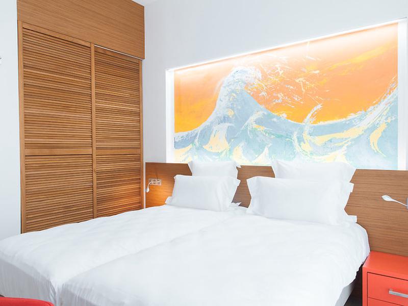 F9493896DD840DE01D439C4191496FF2