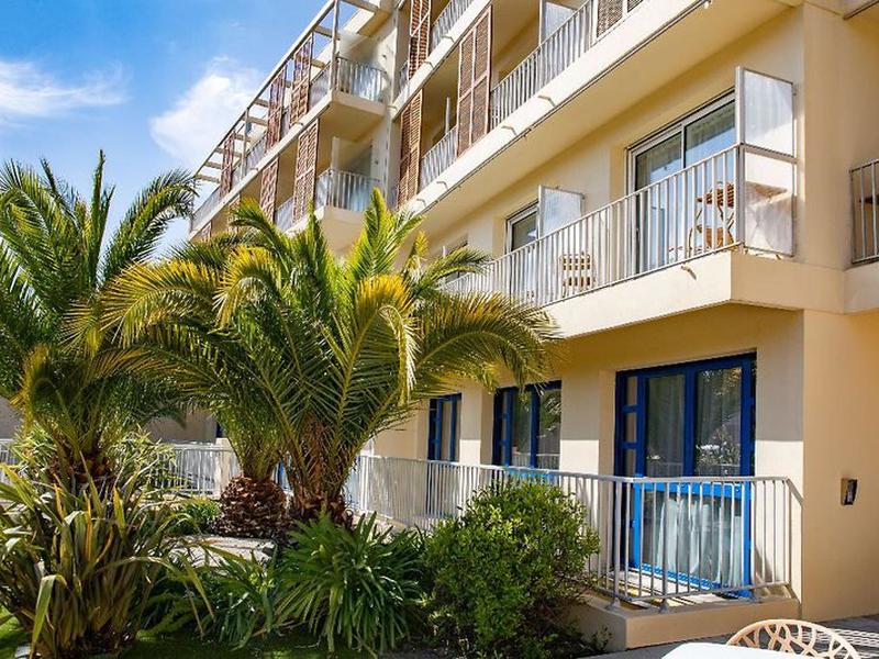 C0DBE3E98501481869A812D01C98B3EB