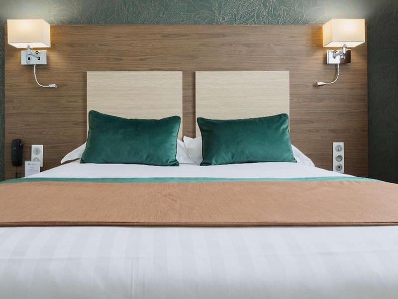 5793842E61A17432575426CCC2AC809D