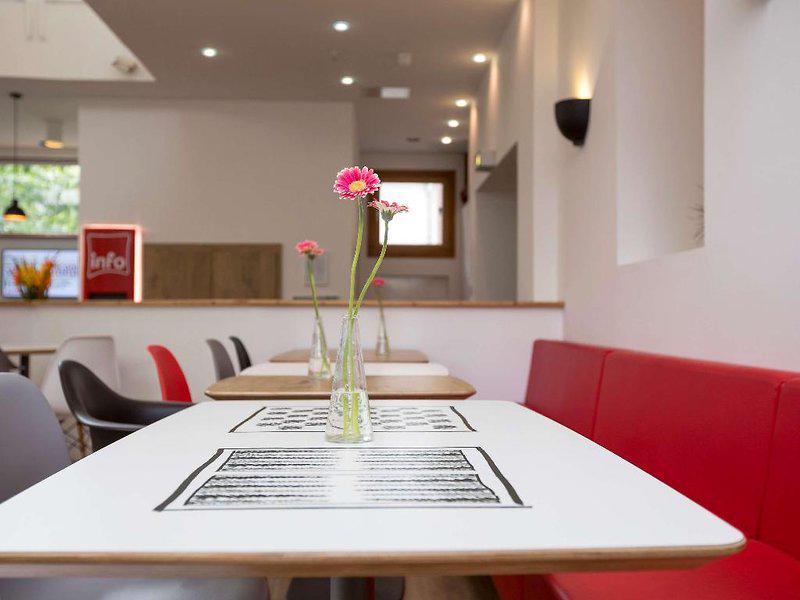 ED9DC4DC4F2E3378BF64AC4A90B00FDC