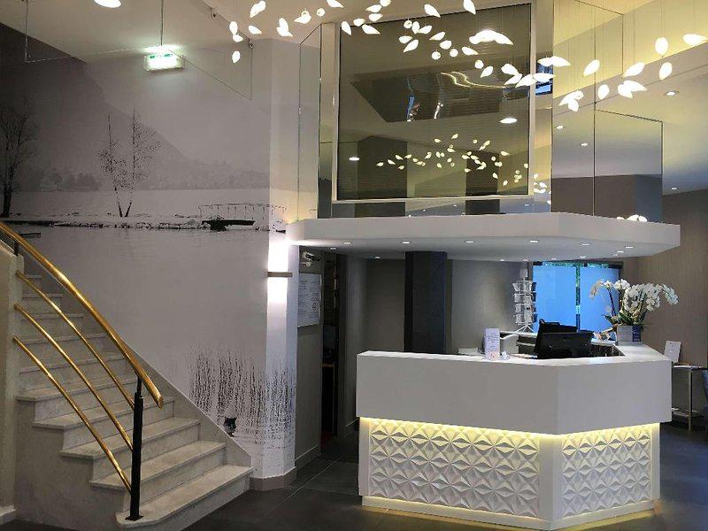 7F76B0AA7F6CB0F1FBB0C007C3F34BF8