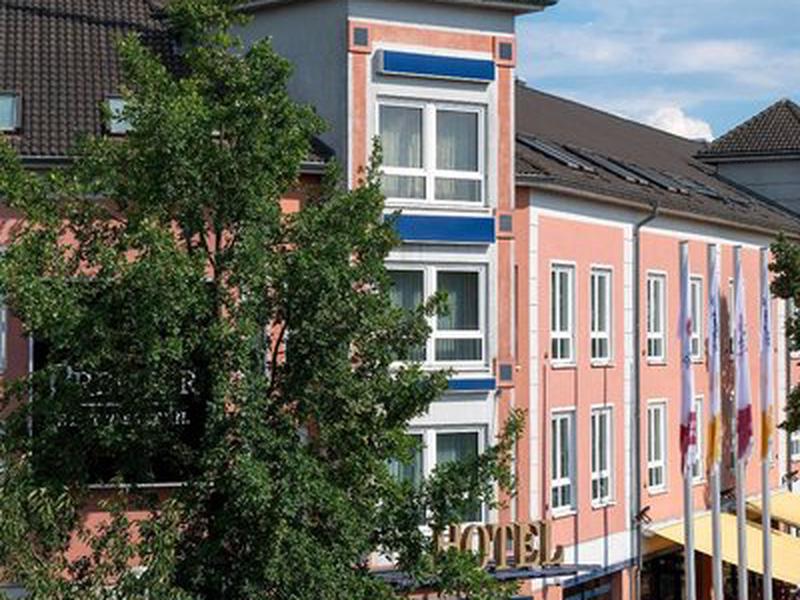 49B27B2F30482ACE37F77358FCF50B8F