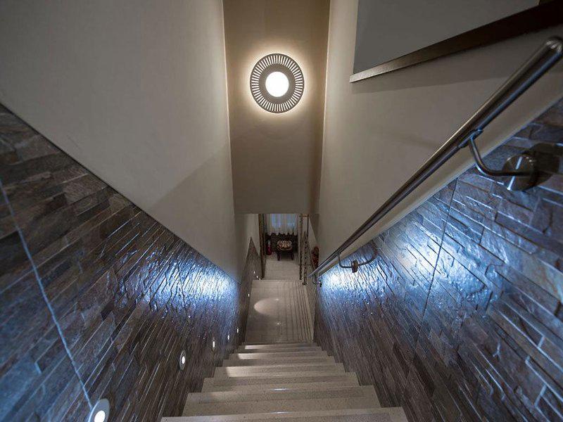 5D6B91C19135A8811D3CB7EB4B87116A