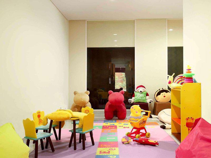 348289919B1303C84F2F5018D4A592F8