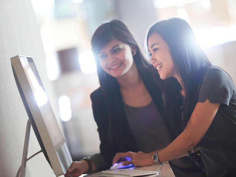 AF2926DB9359EB6E0918A43D29E02AB9