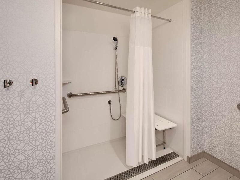 B0940E5720F3EED3EB2D803A51501711