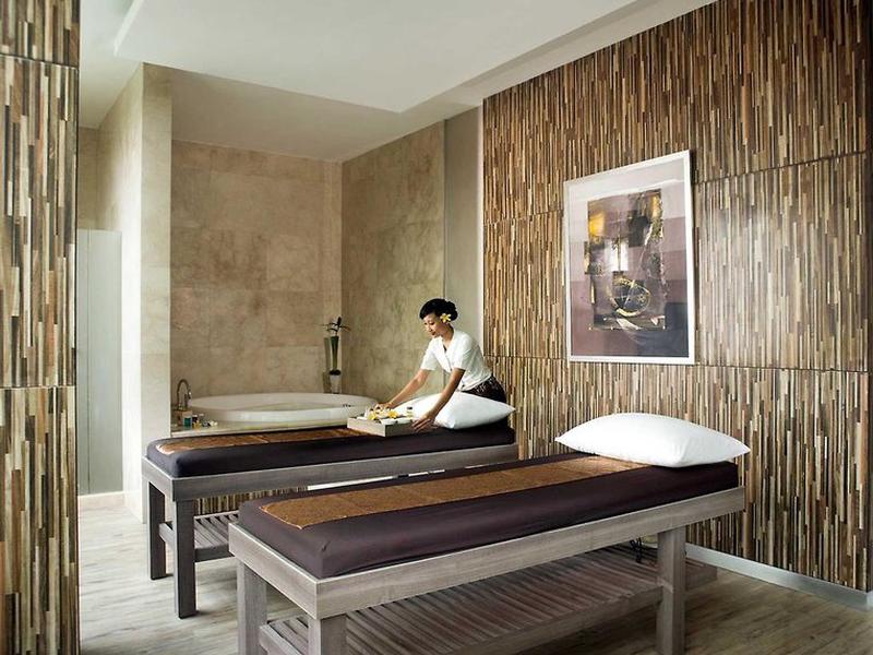 EEAF1D6EAAC3F6C57720496E529243A0