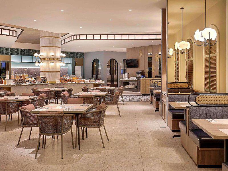 978BB9B5E8B4459BDCB4C55CDE77B5C3