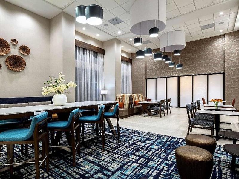 02525551DD66FE92423F9E1FEB6C50C9