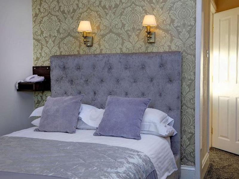 E2F71742AB82E971B034E3D6A83234EF