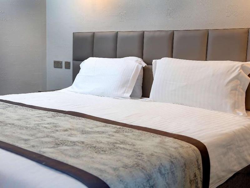 0F189BD9F3AF4170D0CEE48E6968E8CA