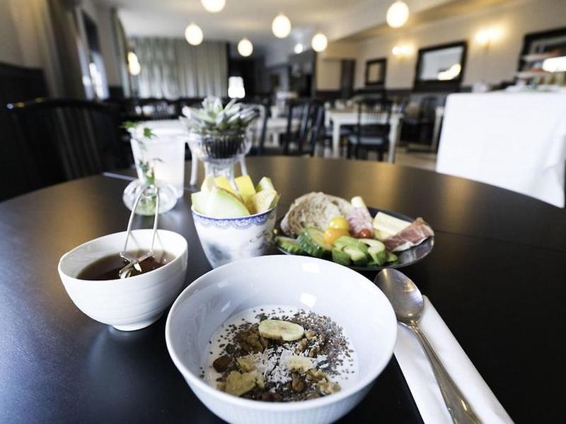 0CF63C4F514B2445EC7440BC3DD3610E