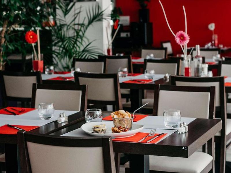 F7DFC6CB59D048405C1FE685A1635D69