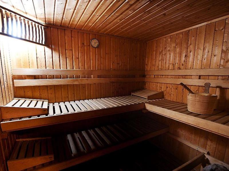 C0D89BC09398C747B43B06D4E73EEFE5