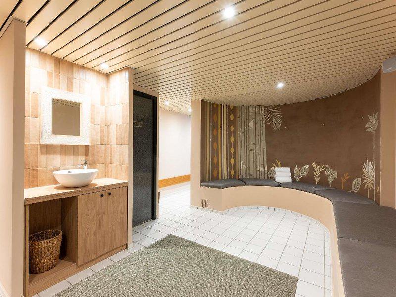 1D40A56CFE60D76873346273379324C0