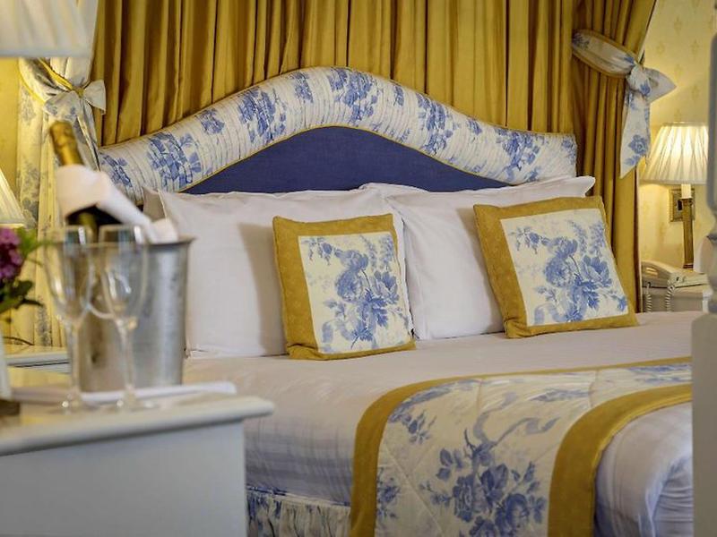 03FC9C415B457EEA3A928D1CA1CE930E