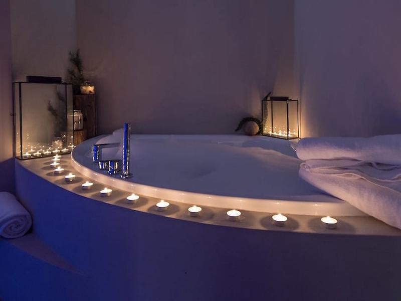 F237397016264257F065E6F4F60F2972