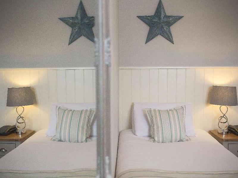 EA08E598FE82338345752B2E5F0D8979