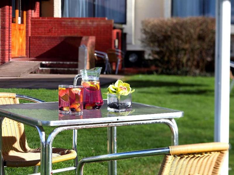 360115F0813BDAFB69911D99EF982433