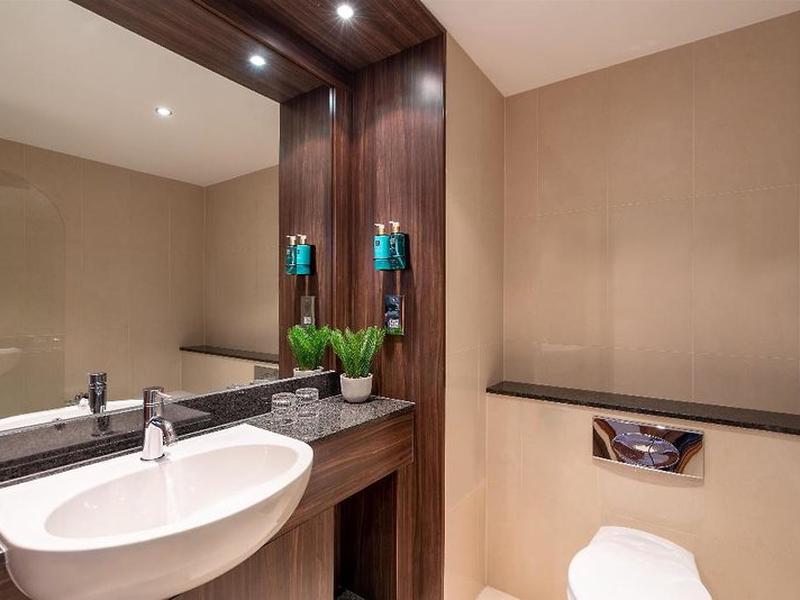 472CA37850DEA5129622E3EBECC80F80