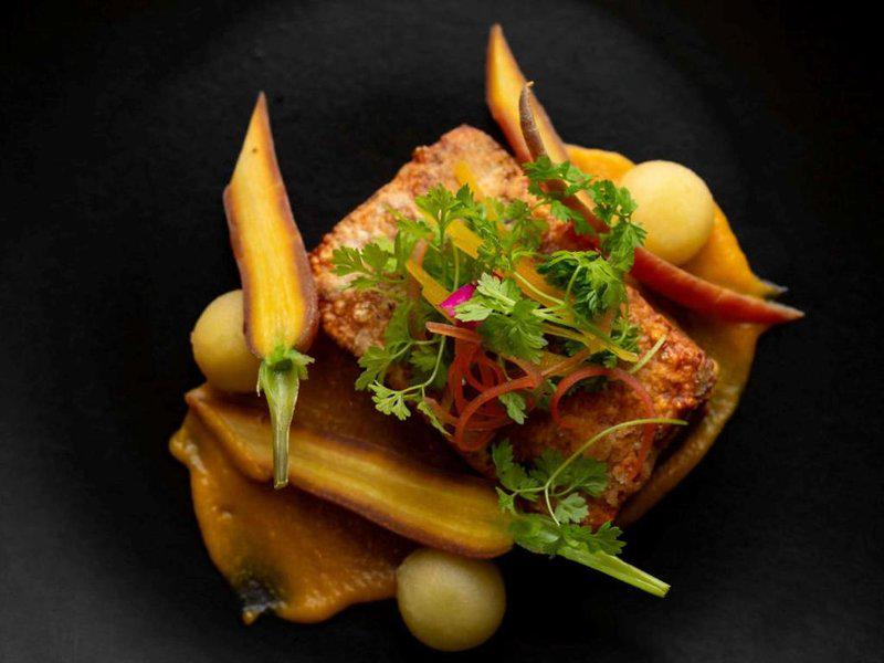 40A18C7F8E22E5FD60EAAD0DD4E41B7E