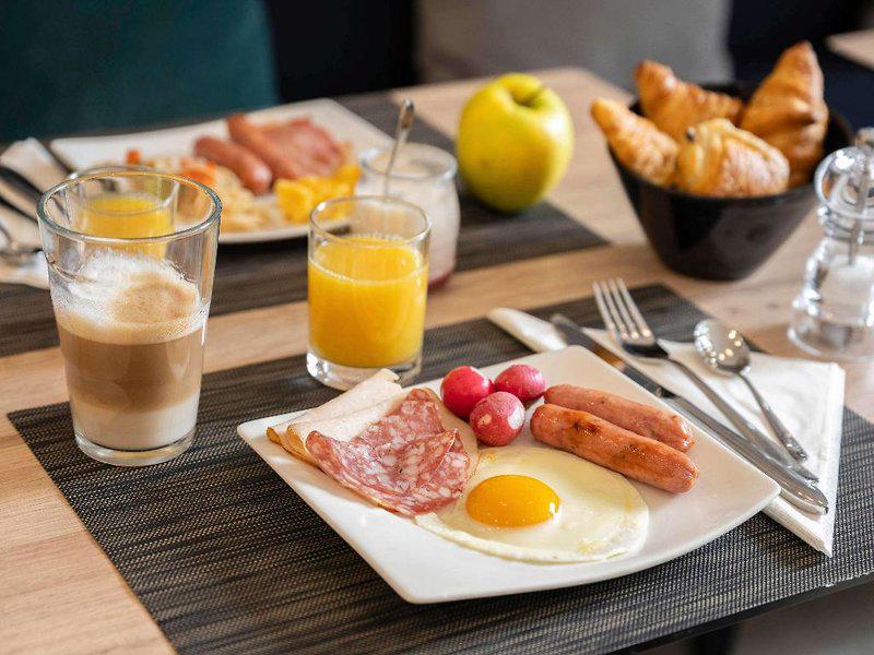 7B1BC6AA5A142B098D73E2E3EB48654C