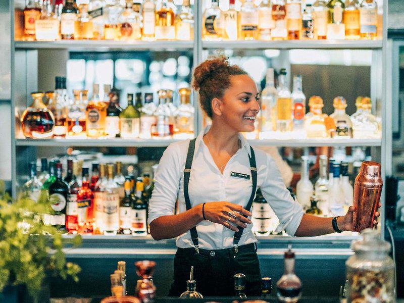 93D35BD72E795653AE59A4D1370E0192