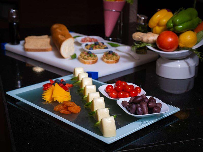 E8B70950C2AD467A72B19CE1DF1C7AA6