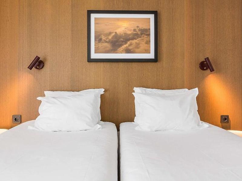 A3C4C5599B9FDFF97E8501B51100D247