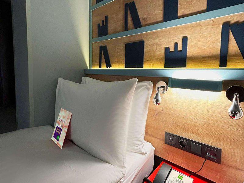 7DA1AF2C568460176573830EA83385B6