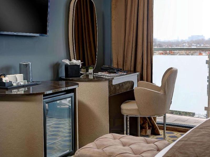 4DE302F47FAF5F90A67AF5235BFE543C