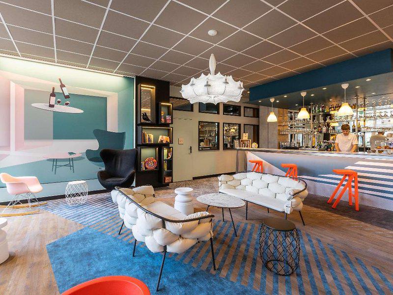 AF64C416730E9BB16D76957C083B7A04