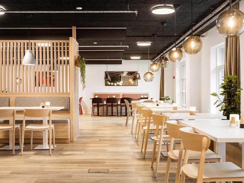 2E4BEA4EF19840530808A61D147C0B82