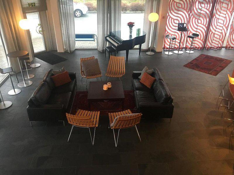 C4EAE4B00DABB8205E2F50AC68F7BDE4