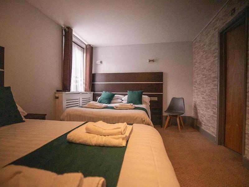 A4792089E73B0122B09C4D93EA015AEC