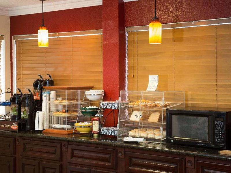 F9FAE7C87ACAE3FF782F2B6F6391B143