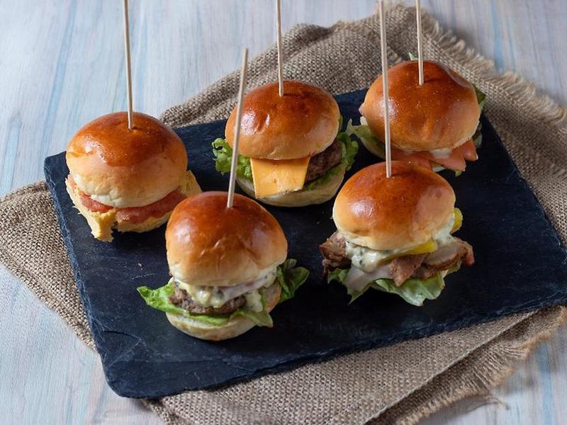 88EC304ECB6EE7F59539479B2FBF1FCE