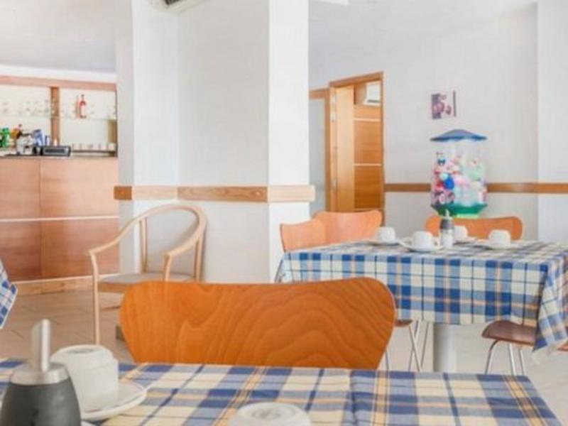 10B25FA1DE0E6E56A9B4FEAD8A62004E