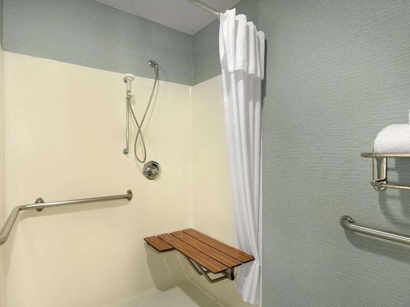 AEF1BFC714D770865480349B9DE56143