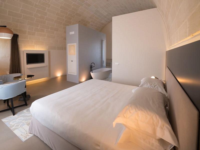 BB6B51DEAE1D339C1D79CB4A17AD9D52