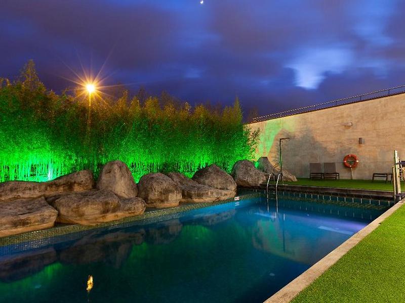 48187314BABCE7BBDBE2276881F9C64A