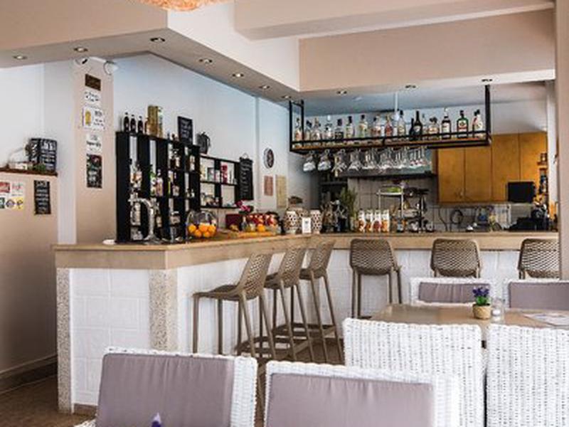 918ACE579871867A86D644C79BB56E64