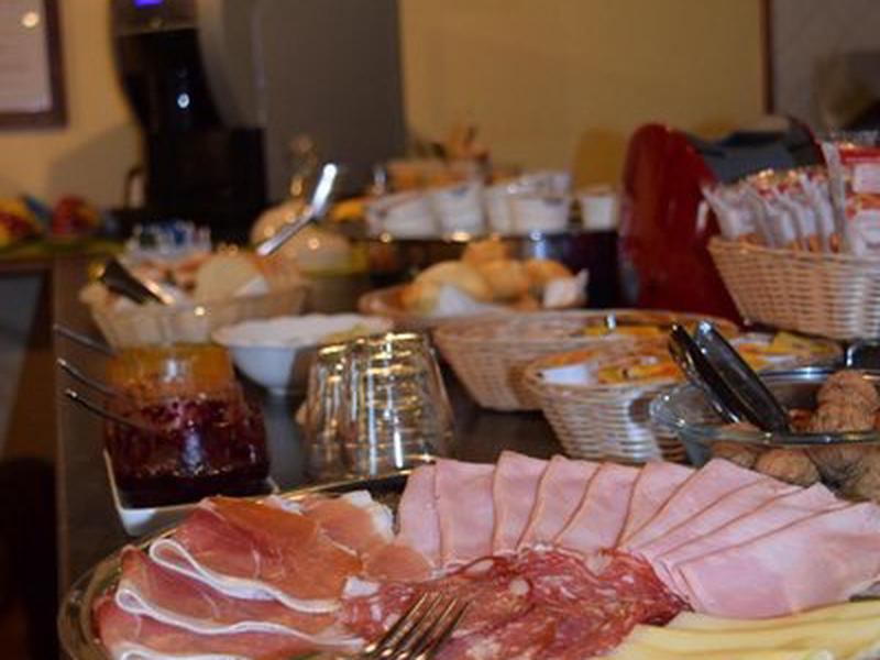 5B9F3438481147E3C3CF79F8C5AC348A