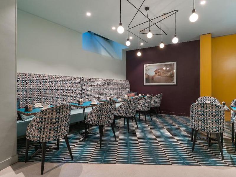 5EE080B299E2B2F485D155BC78494676