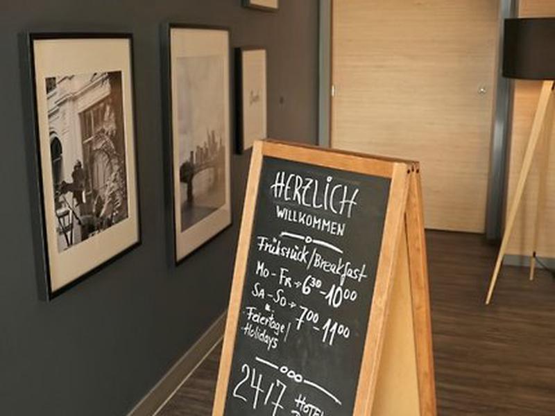 E0C3AE4FF0709F919107906170667981