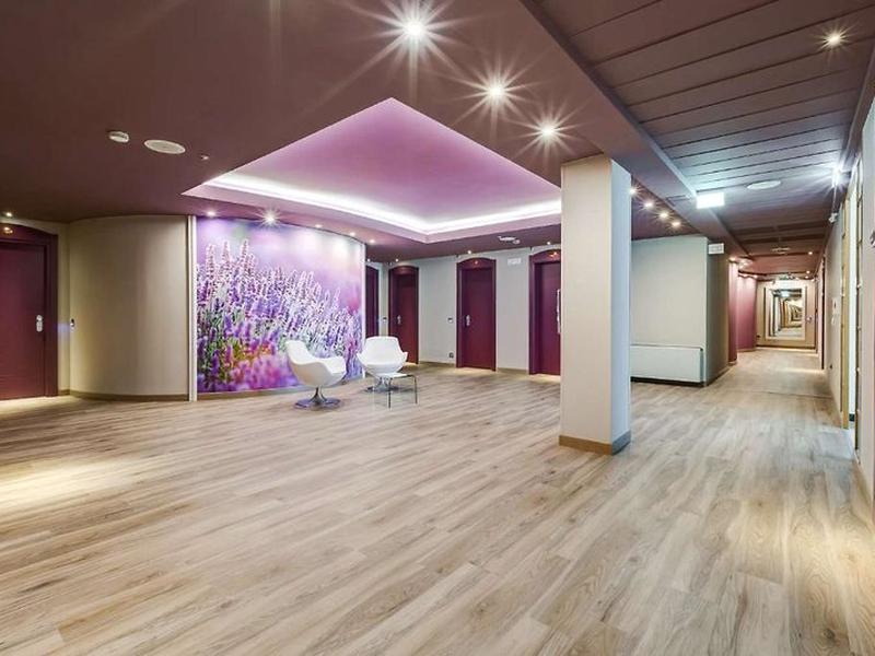 6AA7140E1AD355F4102286E4D72A9228