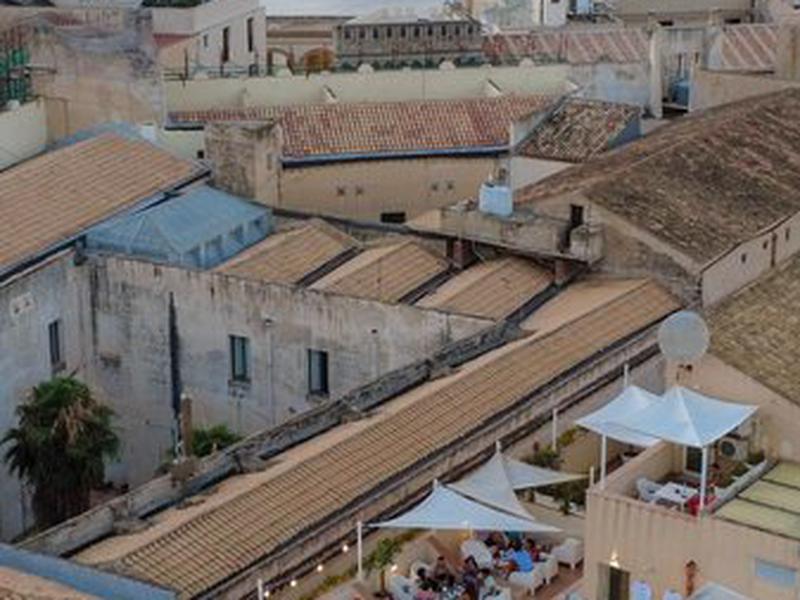 ADB24066FF8D8A9A806DEEB1E1E65DB3